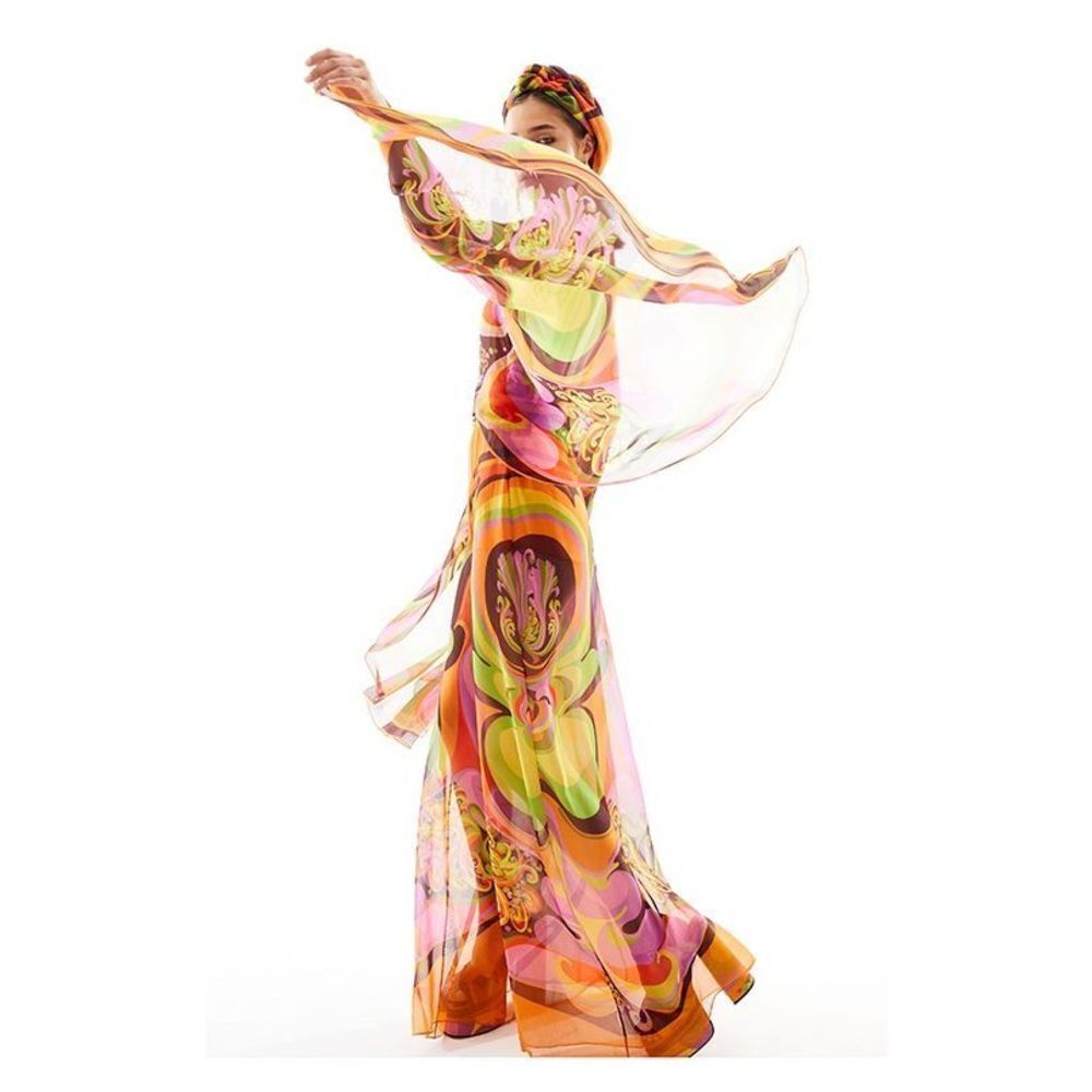 RAISA VANESSA PRINTED CHIFFON JUMPSUIT WITH DEEP NECK AND GOLD BUCKLE $2,290 - Picture 3 of 14
